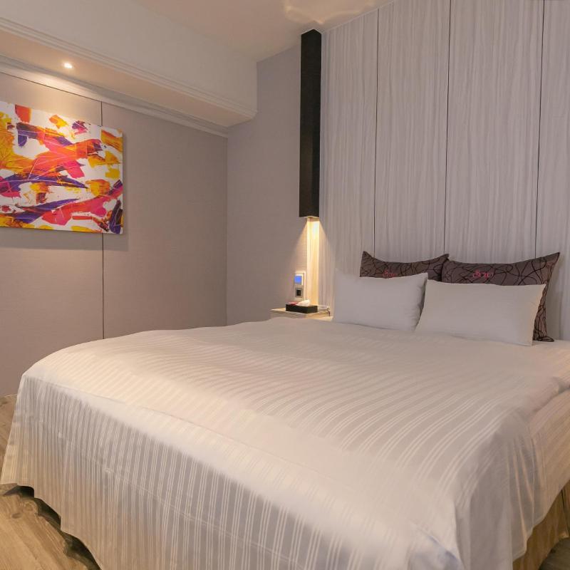 Soho Motel Taoyuan Buitenkant foto