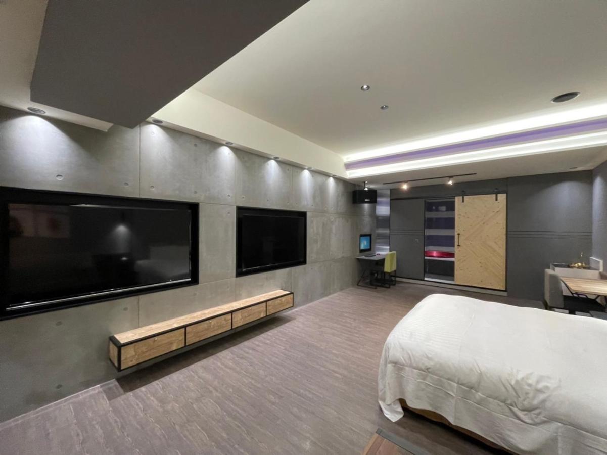 Soho Motel Taoyuan Buitenkant foto