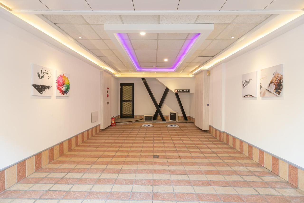 Soho Motel Taoyuan Buitenkant foto